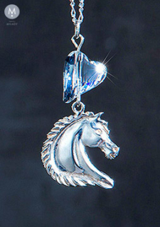 Limitovaná kolekce se Swarovski - křišťálově bílé srdce a Carino