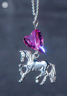 Limitovaná kolekce s krystaly Swarovski - růžové srdce a kůň Choper